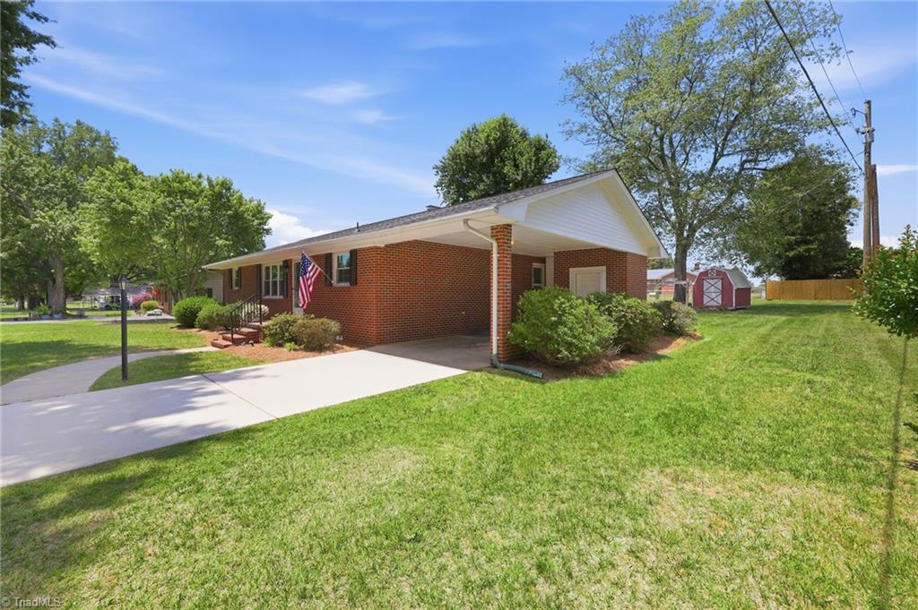 504 Sherwood Road