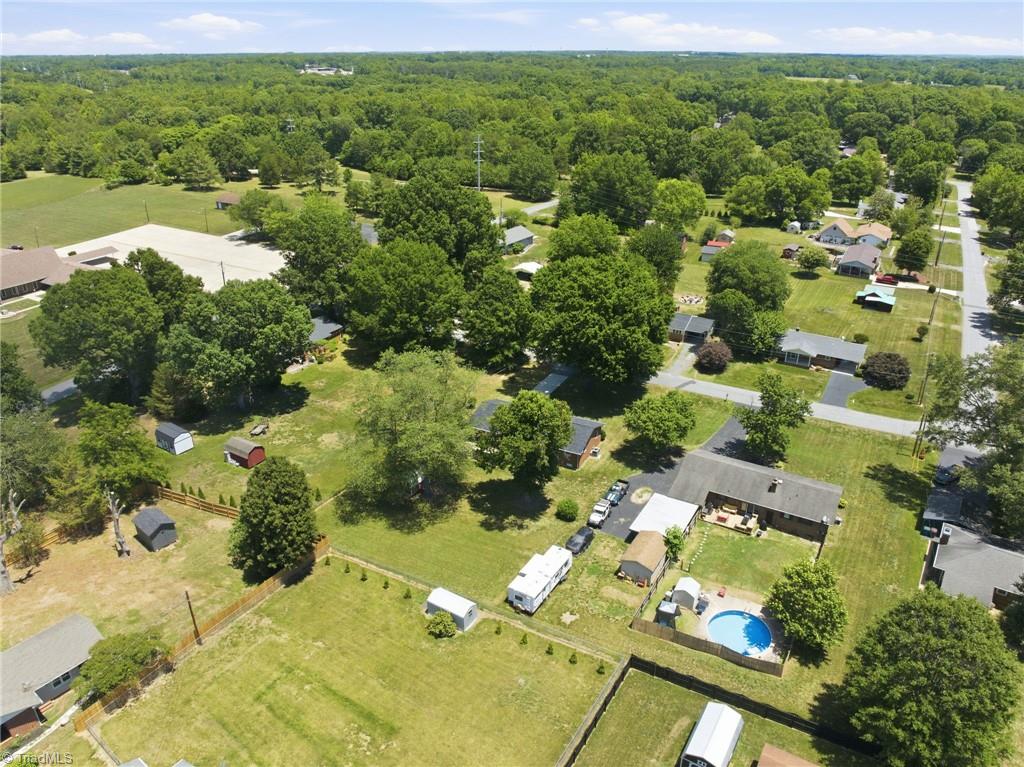 504 Sherwood Road