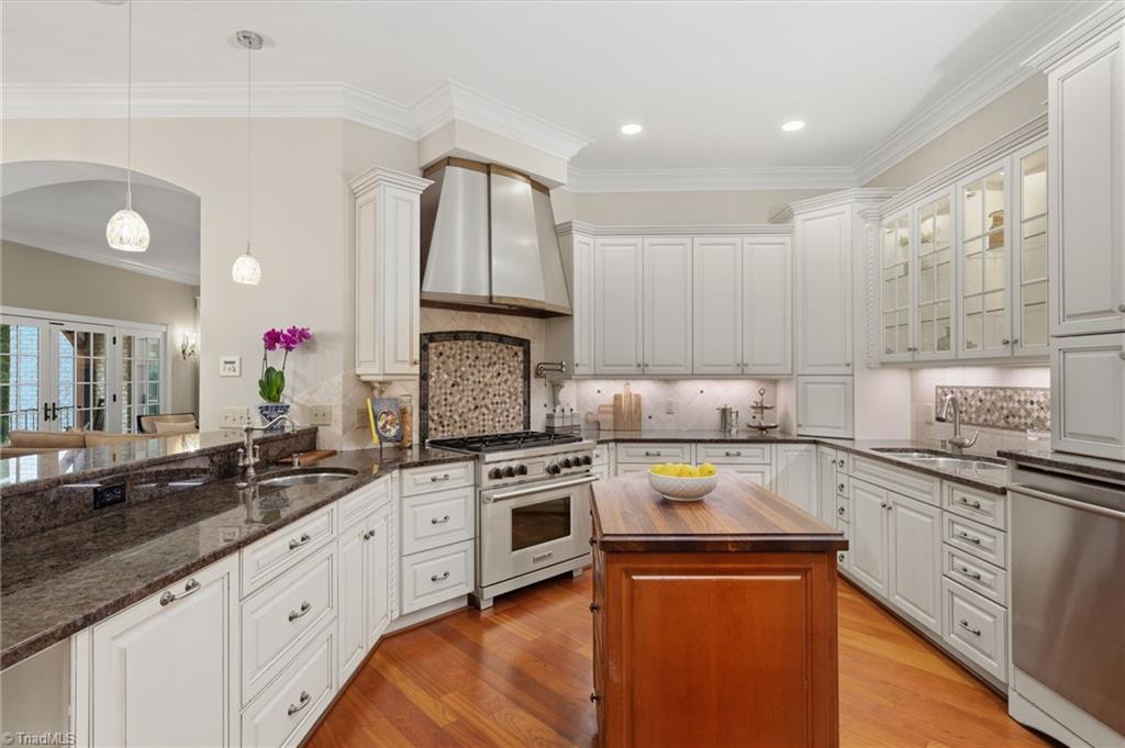 141 Wellsprings Court