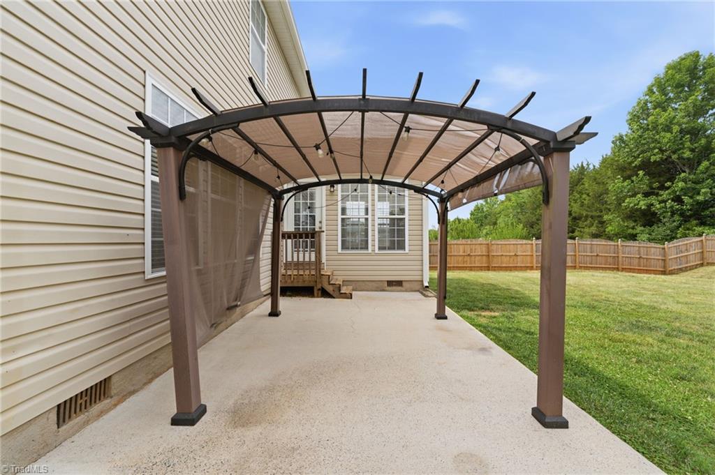 195 Creeks Edge Court