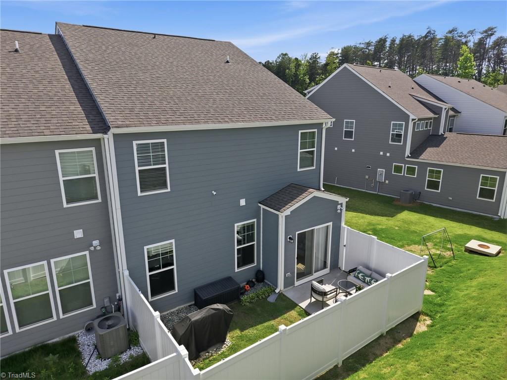1204 Harbor Crossing Way