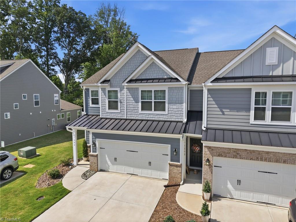 1204 Harbor Crossing Way