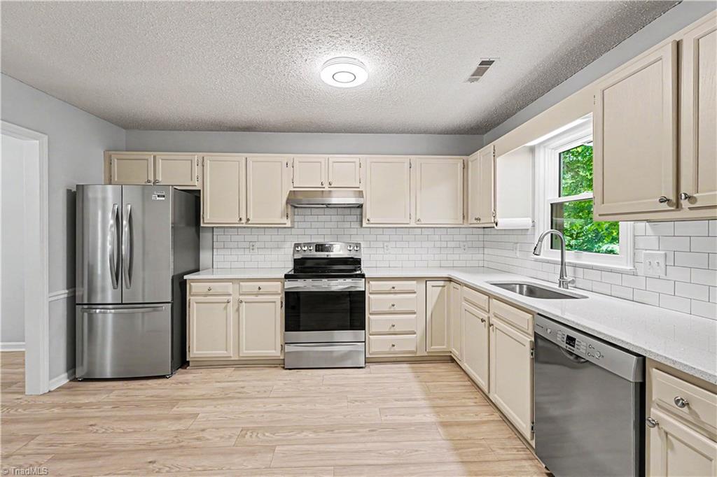 2371 Oakton Drive