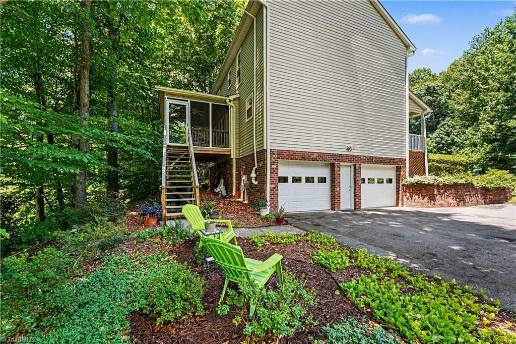 2371 Oakton Drive