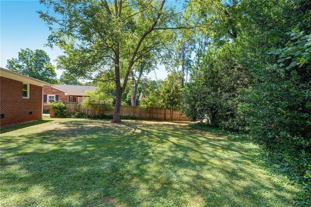 4921 Starmount Drive