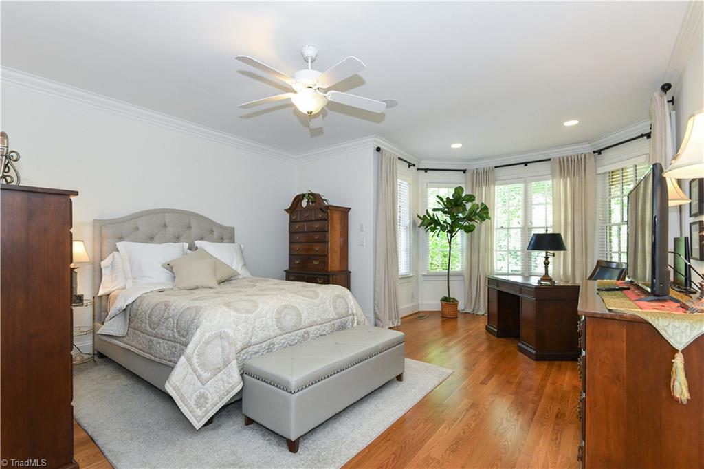 12 Hadley Park Court