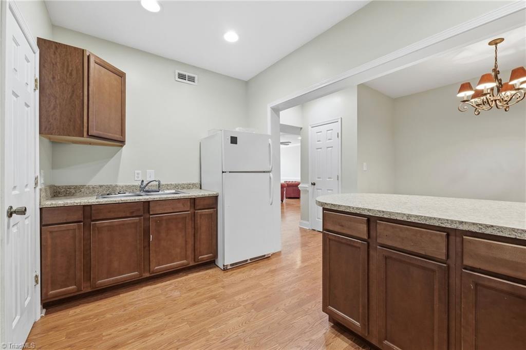 3706 Worthing Court