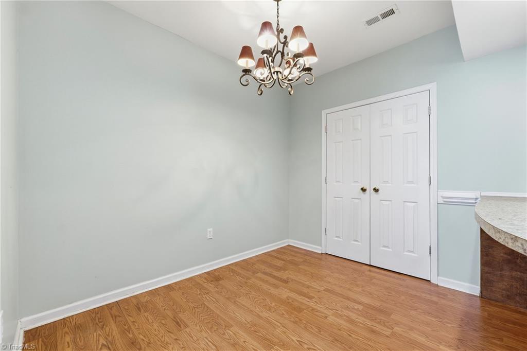 3706 Worthing Court