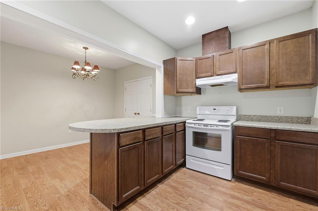 3706 Worthing Court