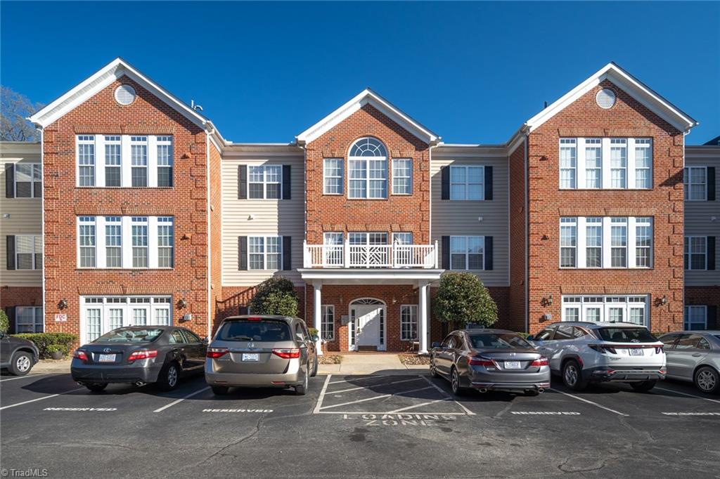 524 College Road # 207