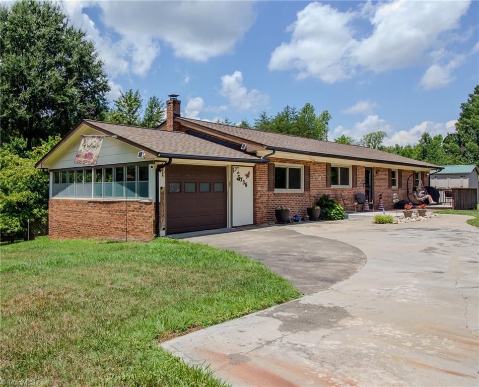 5736 Davis Road