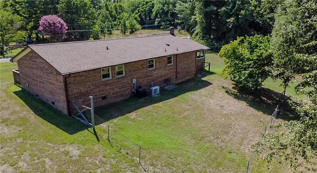 5736 Davis Road