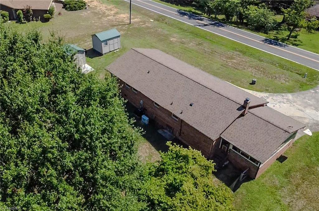 5736 Davis Road