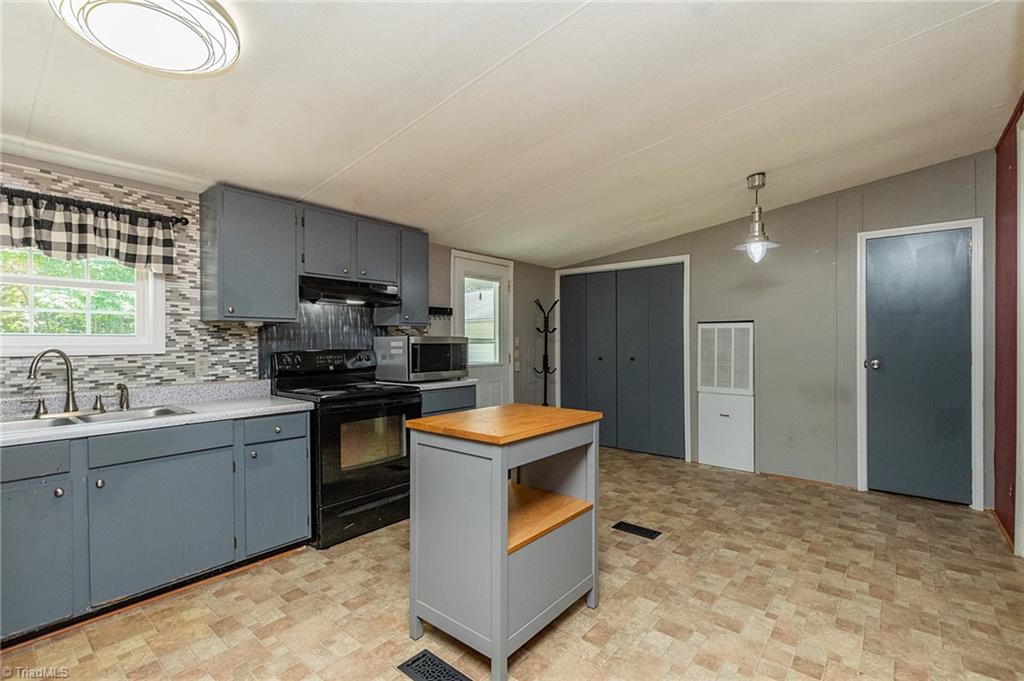445 Lester Drive
