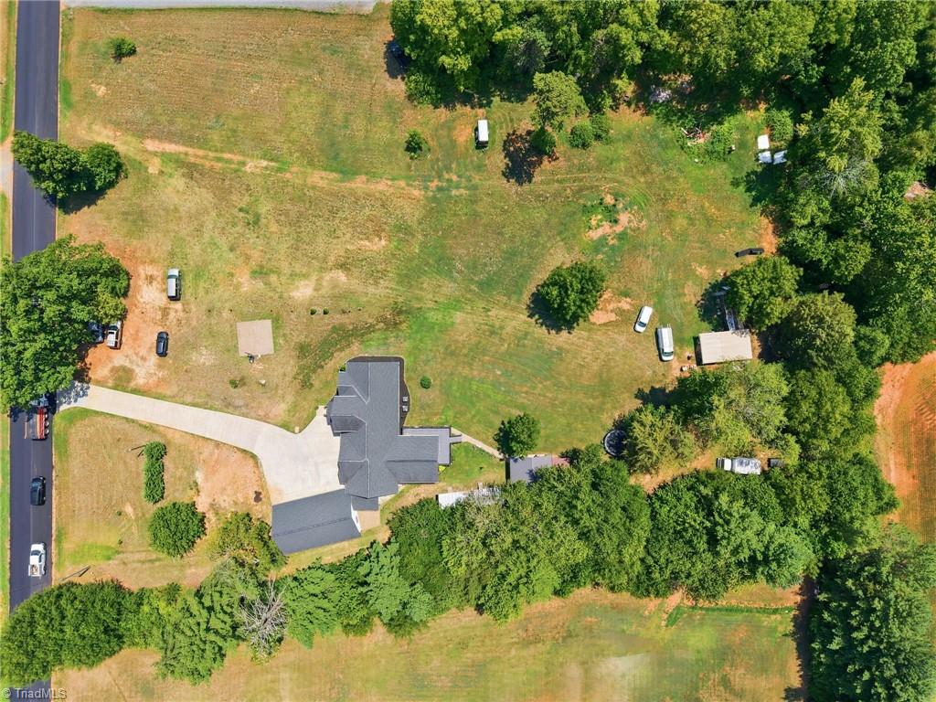 7005 Mcleansville Road