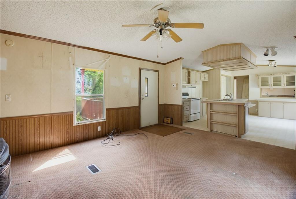 372 Gentry Road