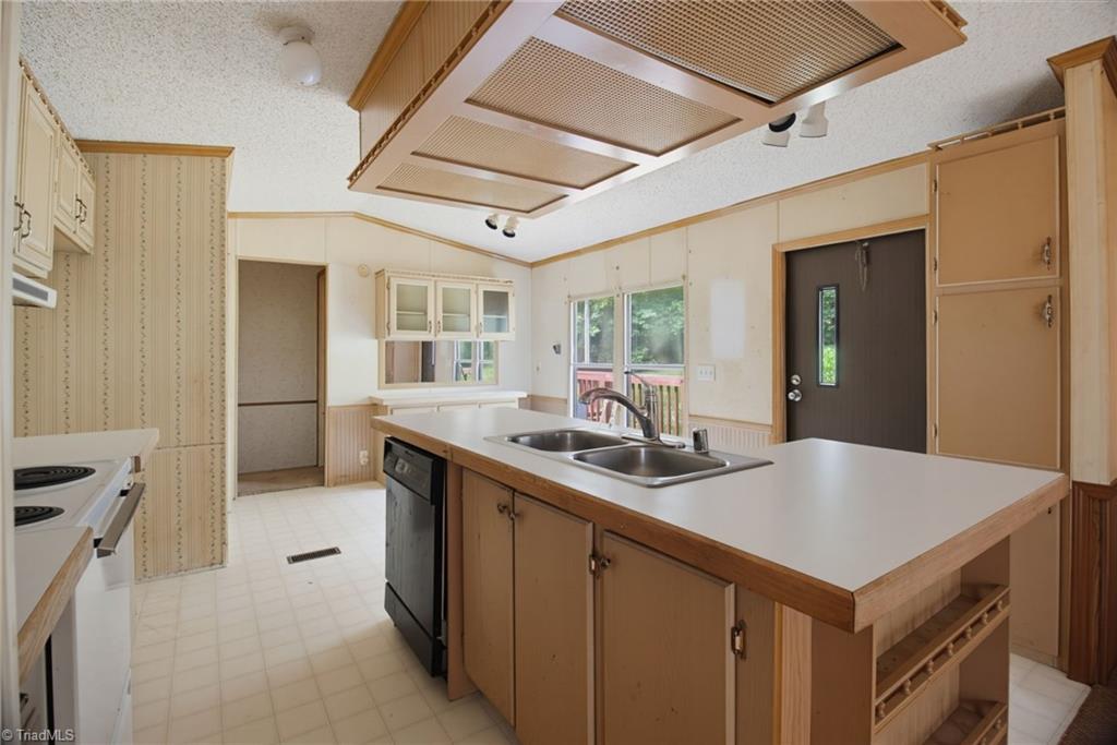 372 Gentry Road