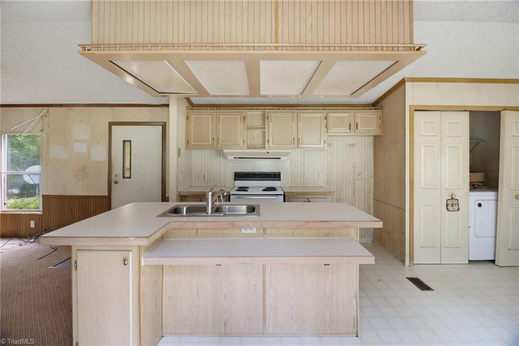 372 Gentry Road