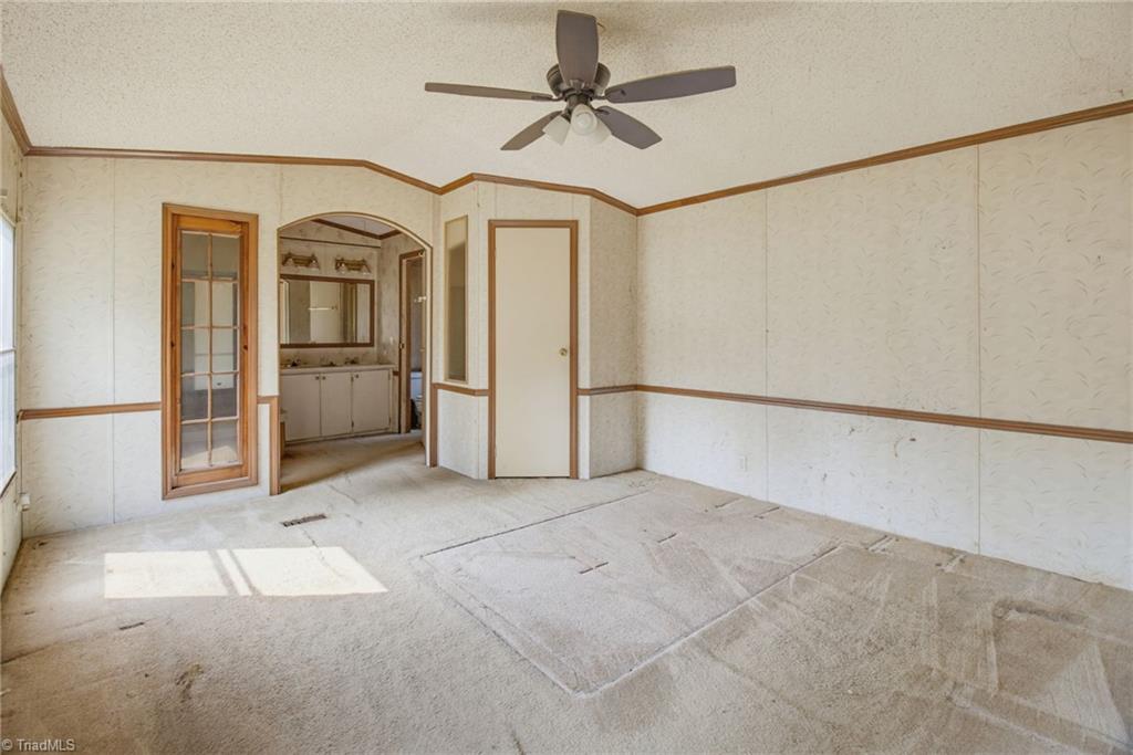 372 Gentry Road