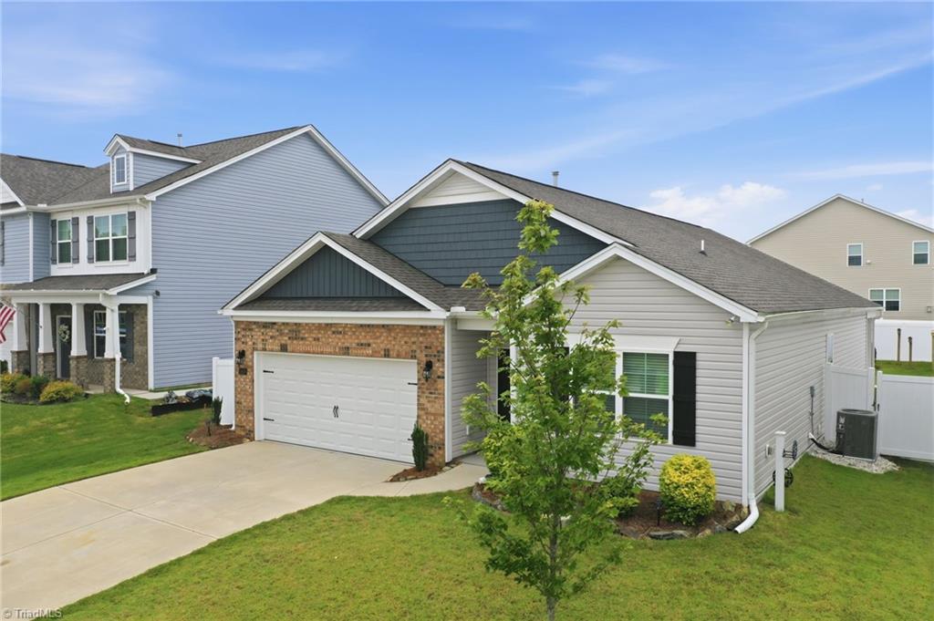 1419 Carisbrooke Drive