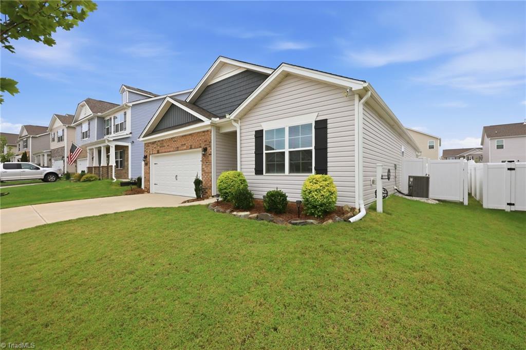 1419 Carisbrooke Drive