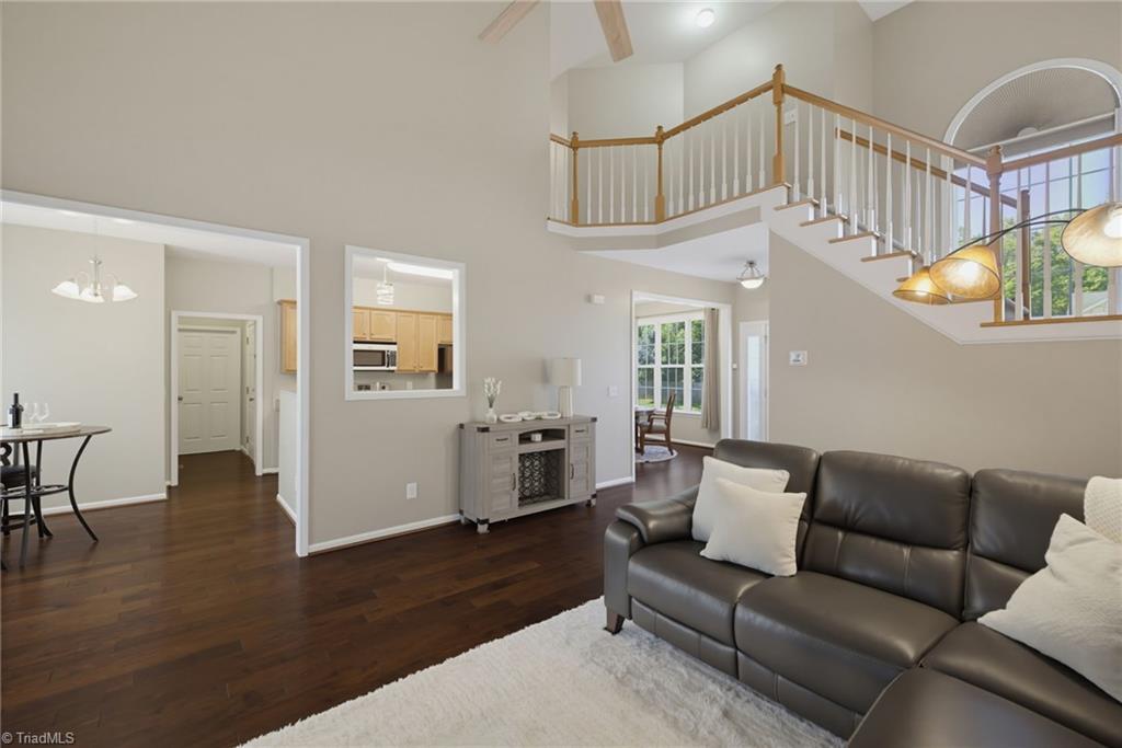 111 Tree Top Lane