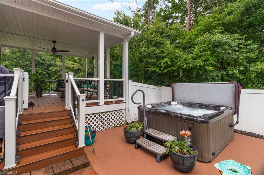 111 Tree Top Lane