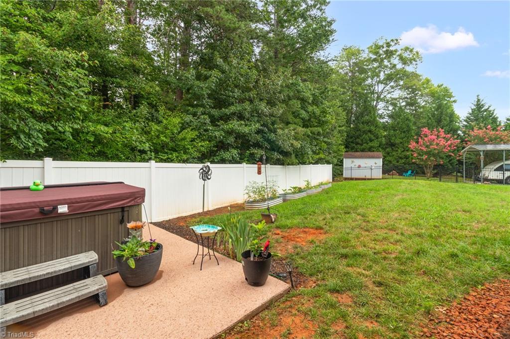 111 Tree Top Lane