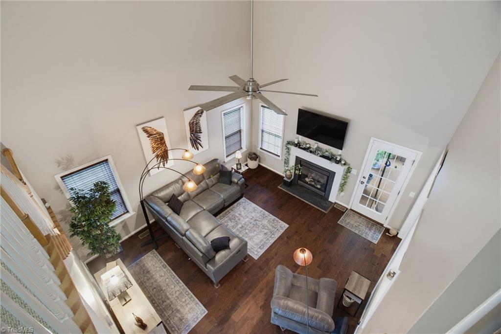 111 Tree Top Lane