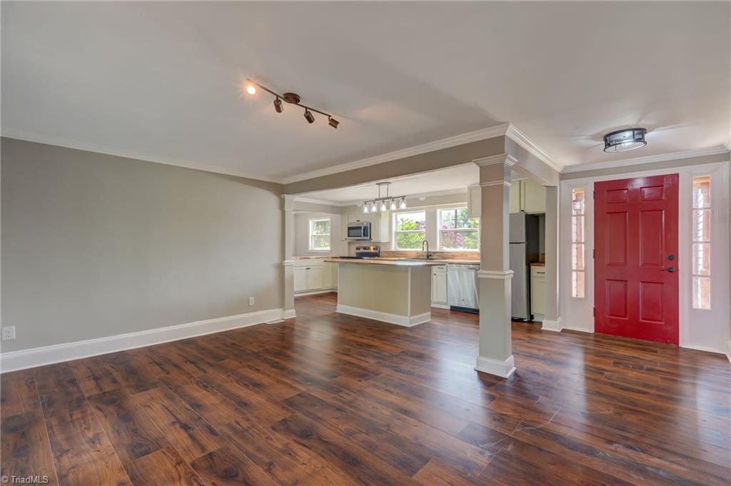 1110 Rosemont Drive