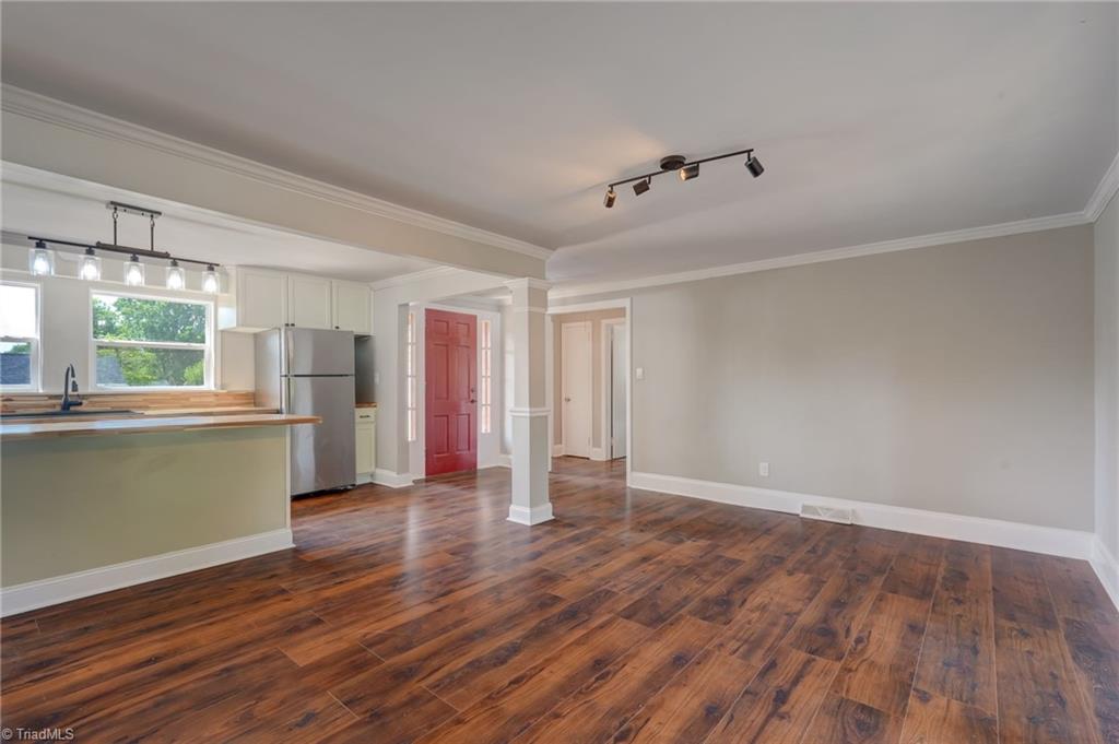 1110 Rosemont Drive