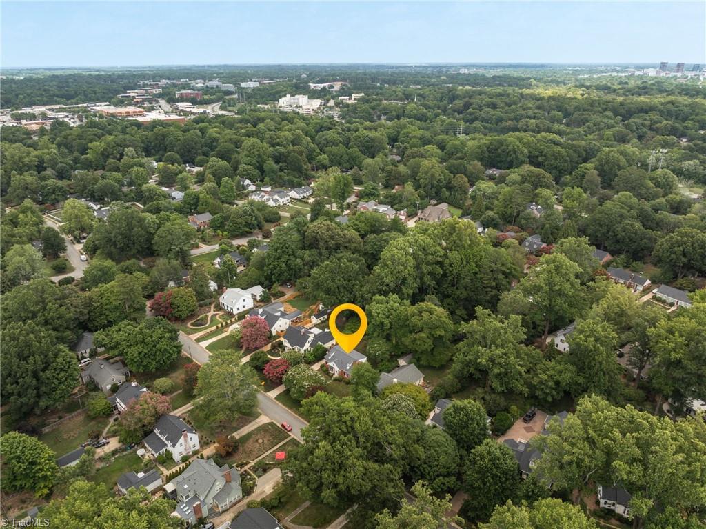 112 W Avondale Drive