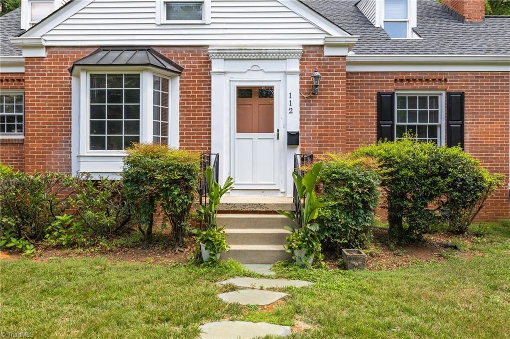112 W Avondale Drive