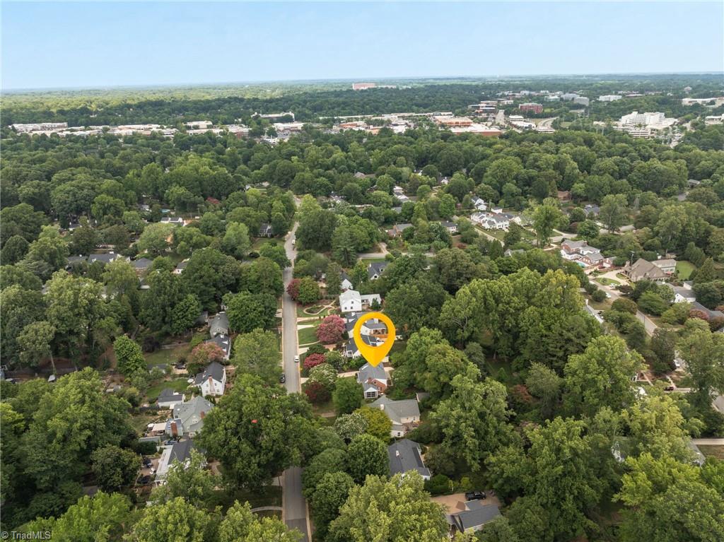 112 W Avondale Drive