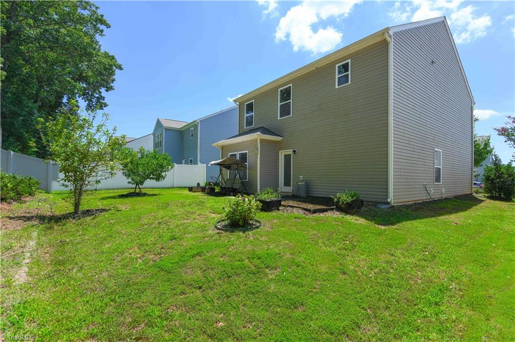 5031 Red Poll Drive