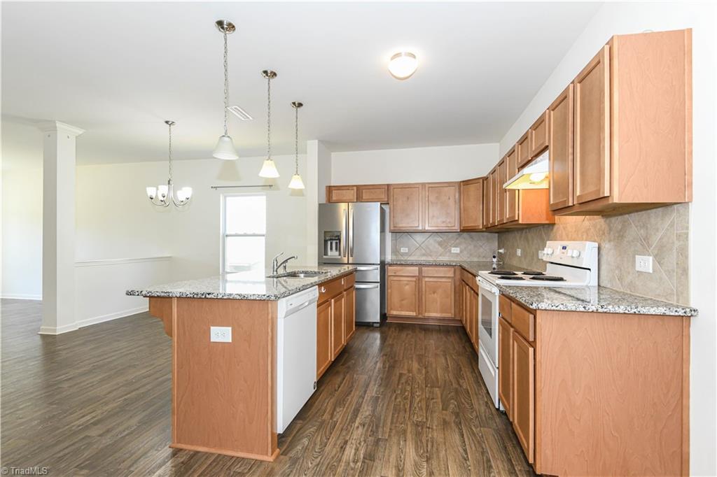 5031 Red Poll Drive