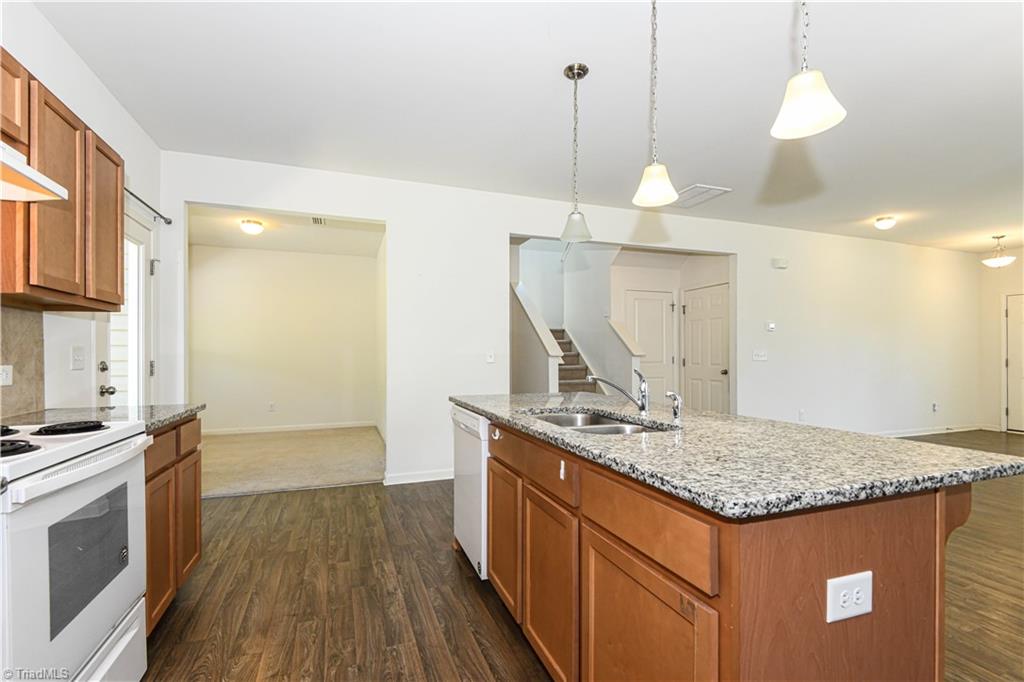 5031 Red Poll Drive