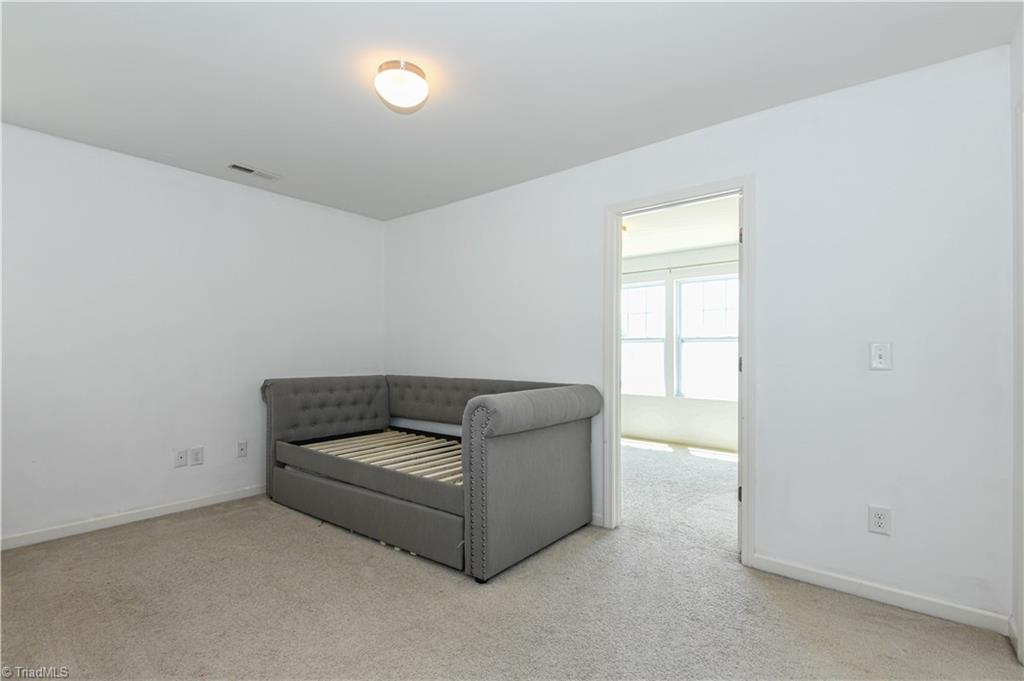5031 Red Poll Drive