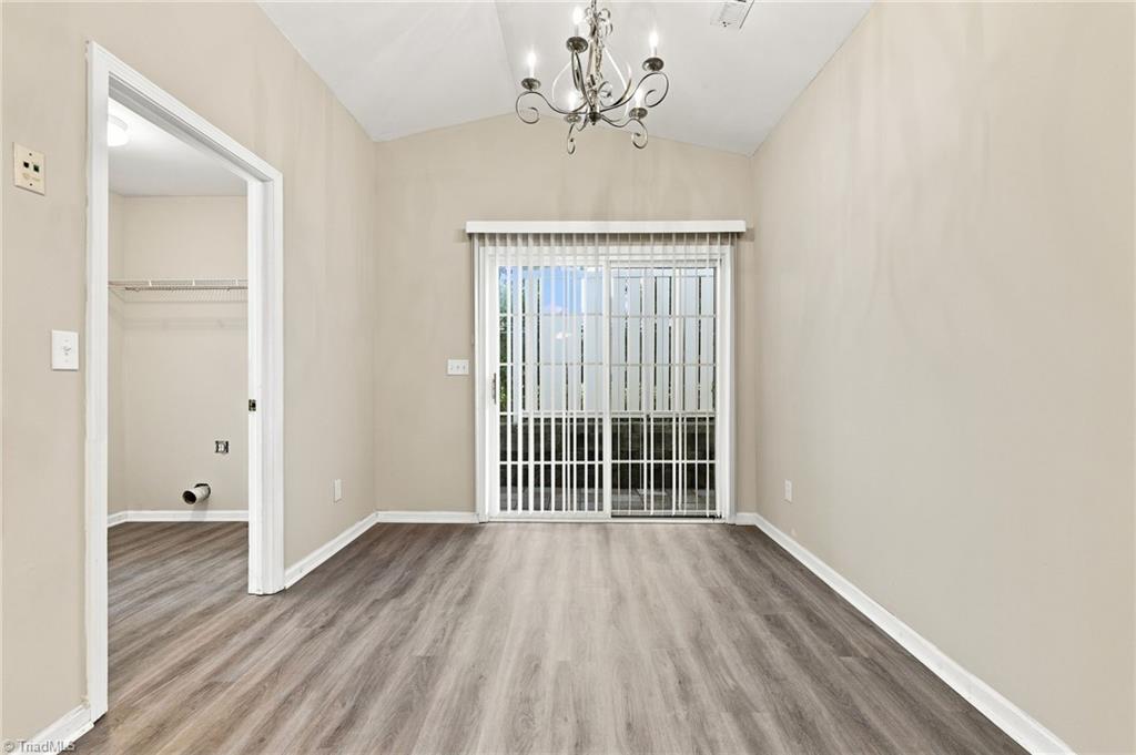 3 Franklinwood Drive