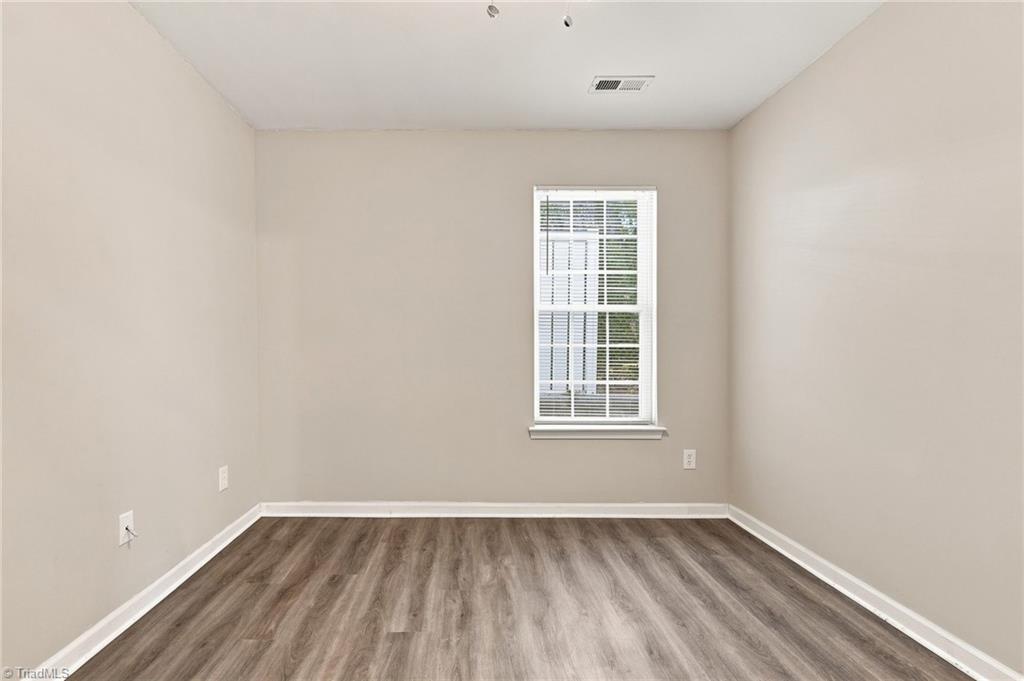 3 Franklinwood Drive