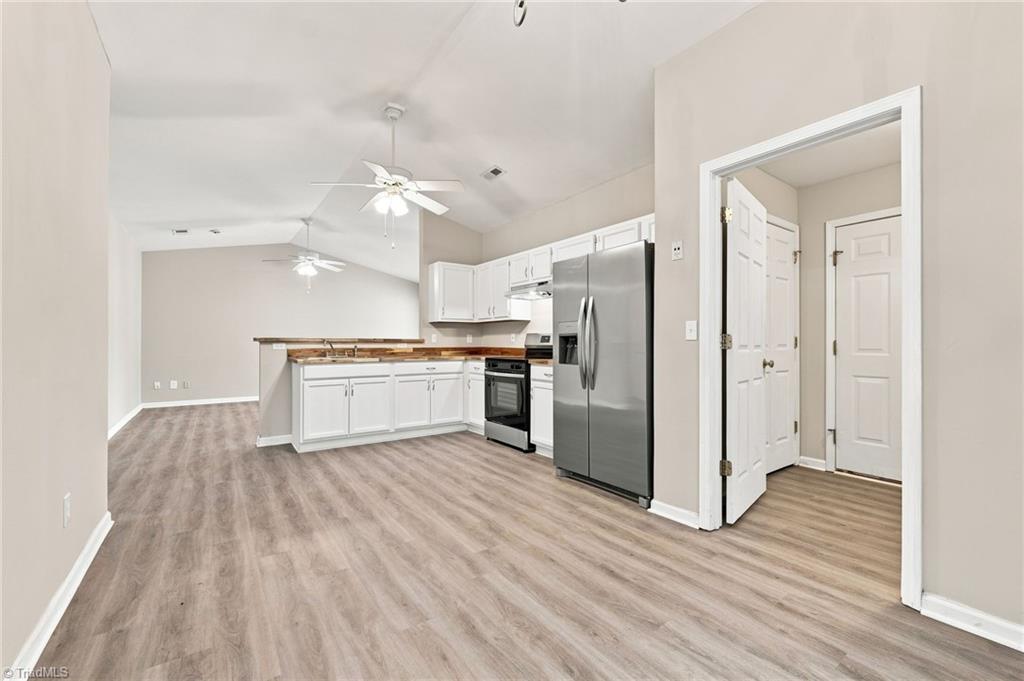 3 Franklinwood Drive