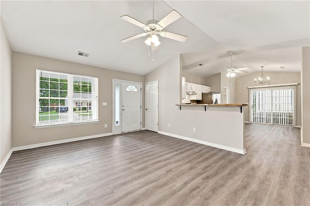 3 Franklinwood Drive