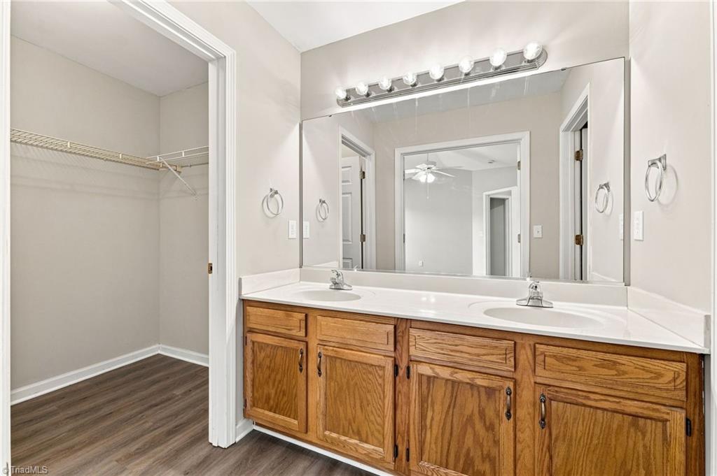3 Franklinwood Drive