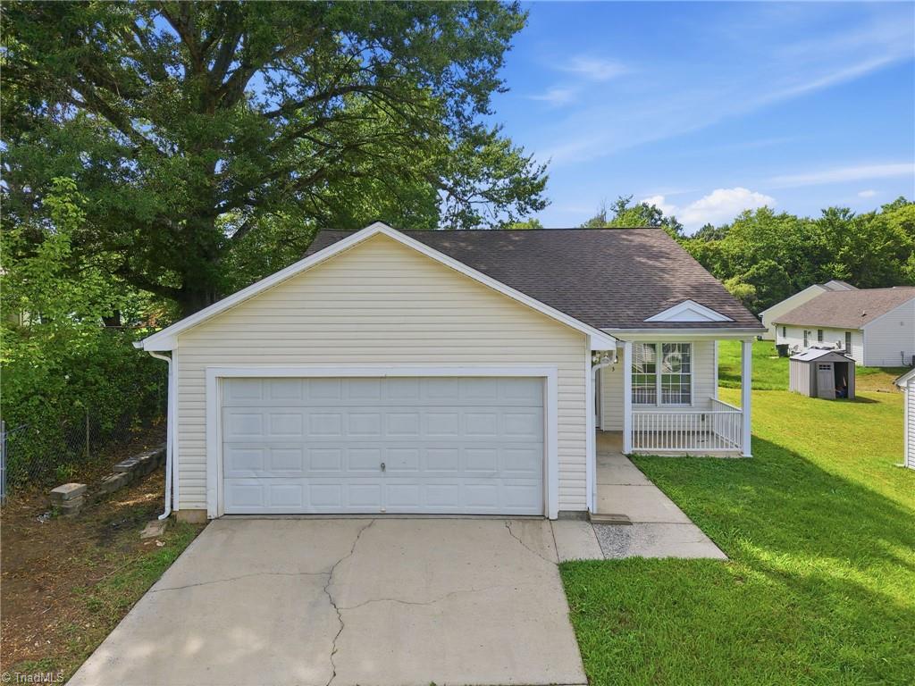 3 Franklinwood Drive