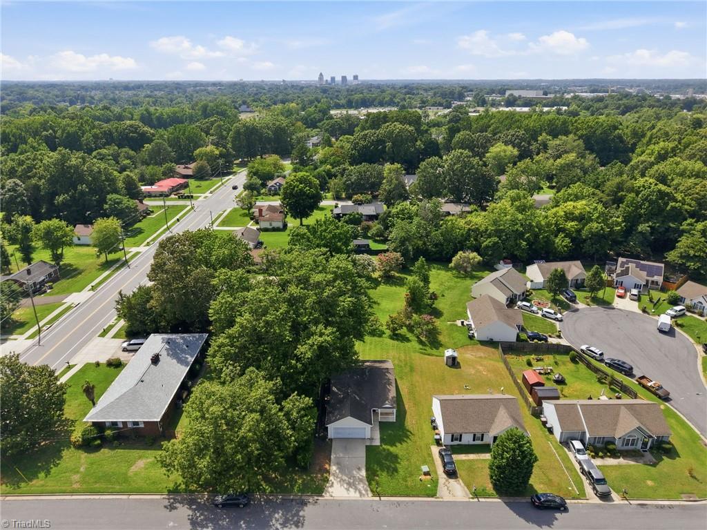 3 Franklinwood Drive