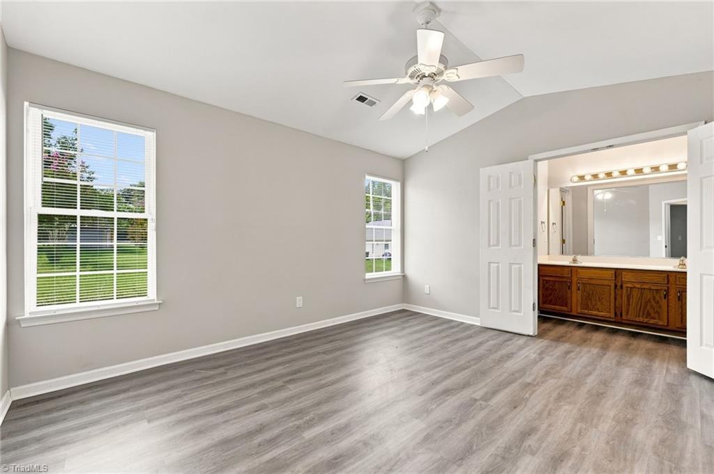 3 Franklinwood Drive
