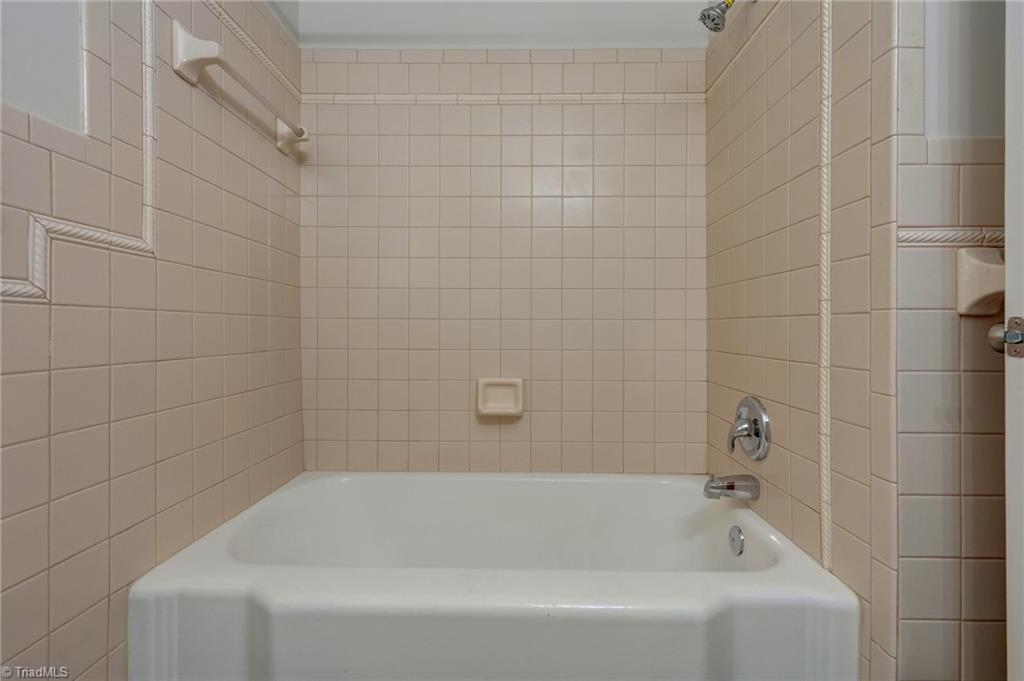 1206 Magnolia Street, Winston-Salem