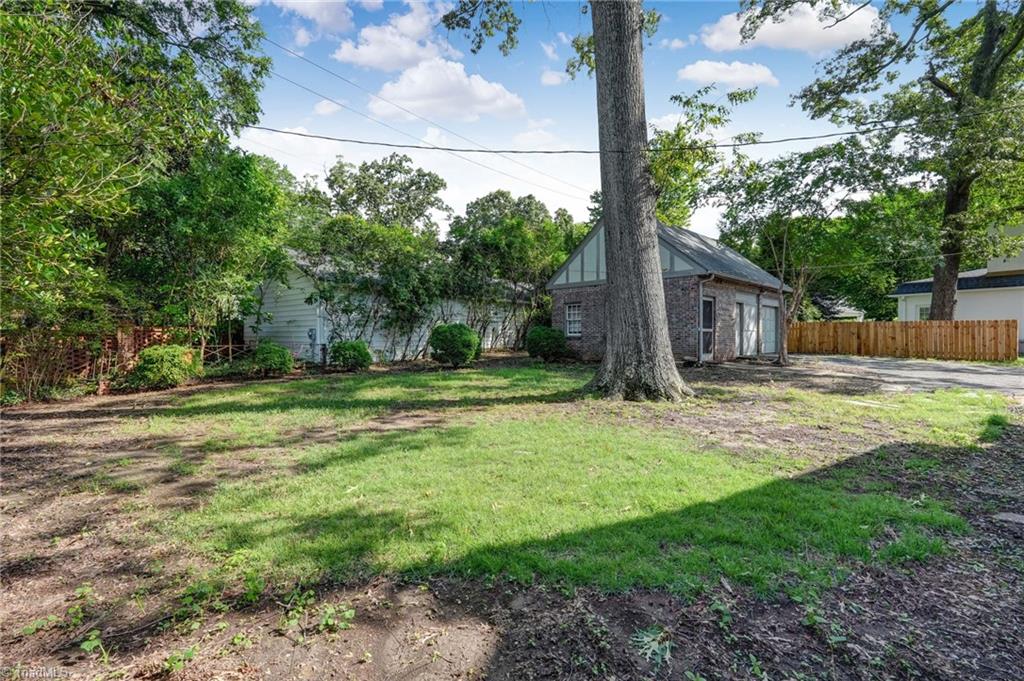 812 Dover Road