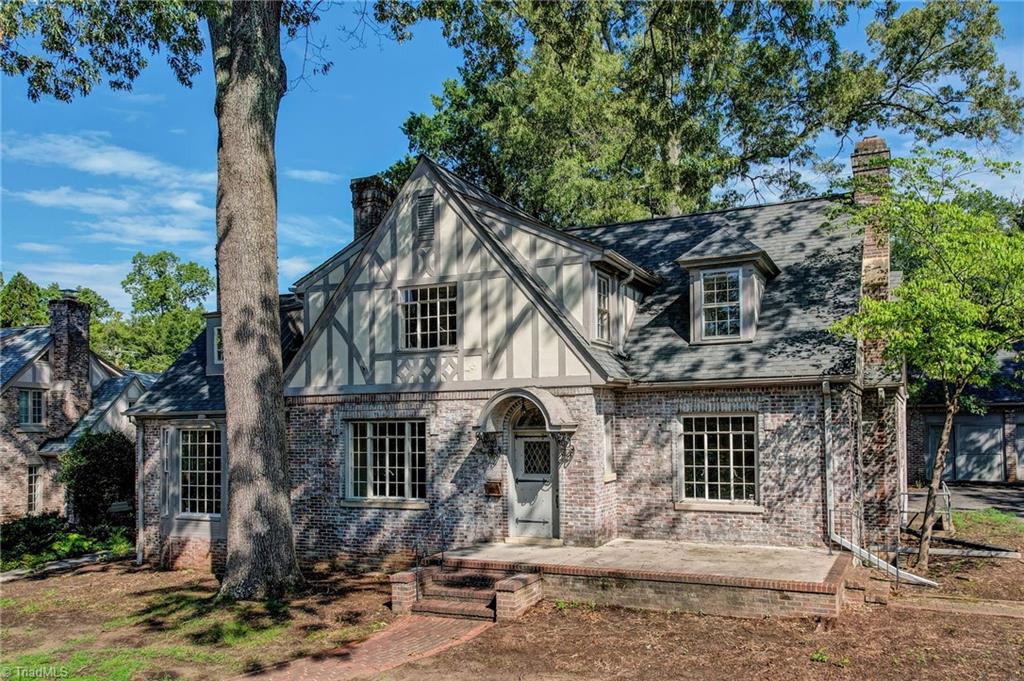 812 Dover Road