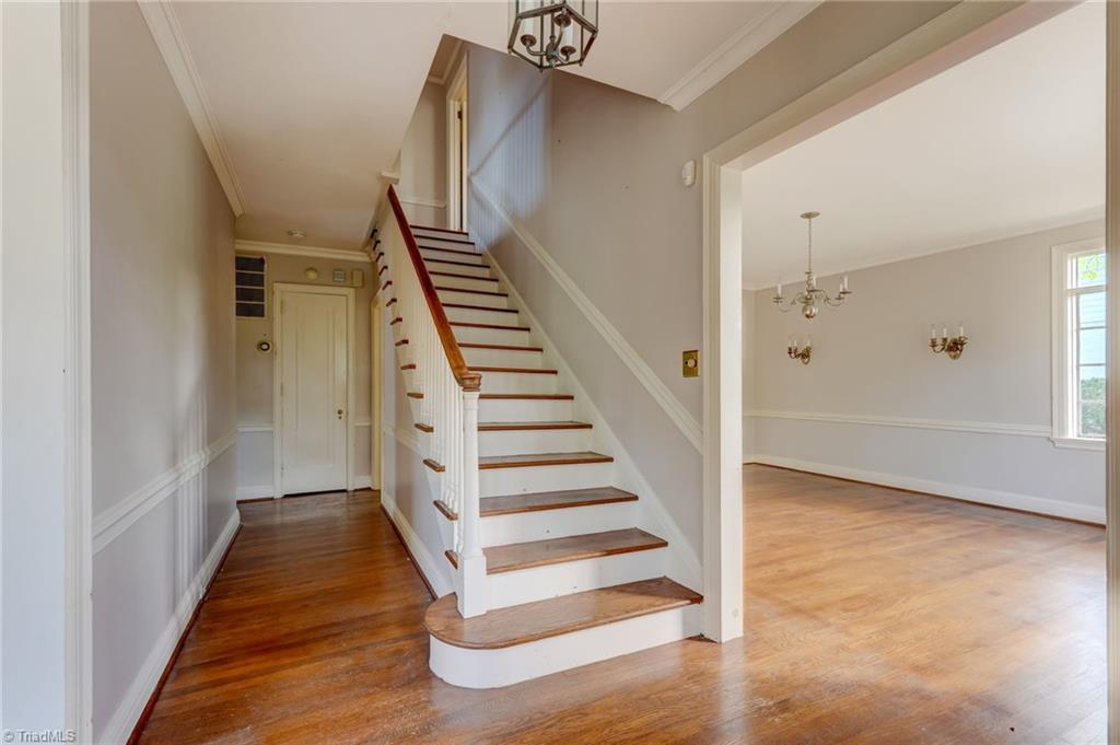 812 Dover Road